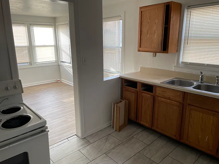 5123 S Benton Ave — Photo 7