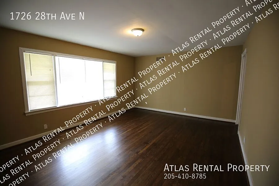 Stylishly Renovated Hueytown Gem Spacious 3BR with Open Concept & Huge Kitchen! — Photo 2