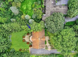 200 Morrison Rd, Oakville, ON L6J4J4