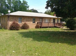 289 Taylor Rd, Jackson, GA 30233