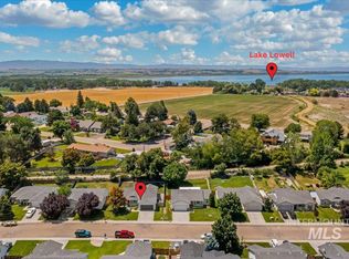 3301 S Oxbow Dr, Nampa, ID 83686