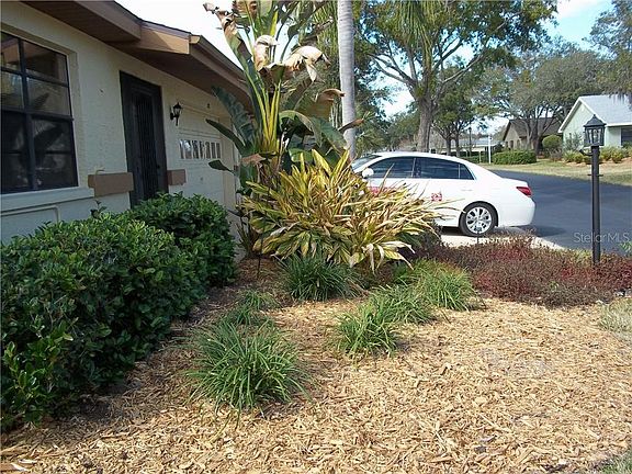 4th image of 2718 Lancaster Dr #0