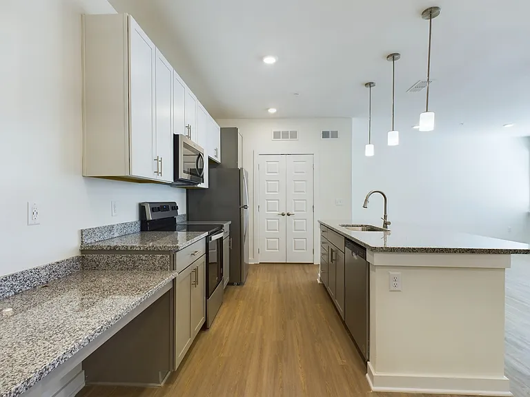 Sanctuary Bluff Apartments — Photo 59
