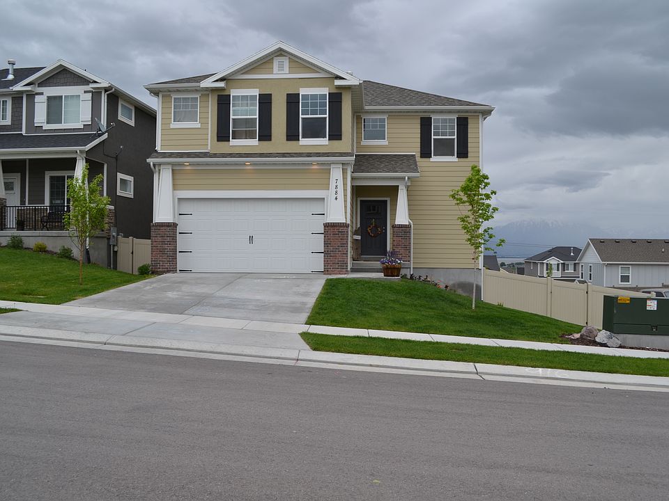 1st image of 7884 N Oakwood Dr