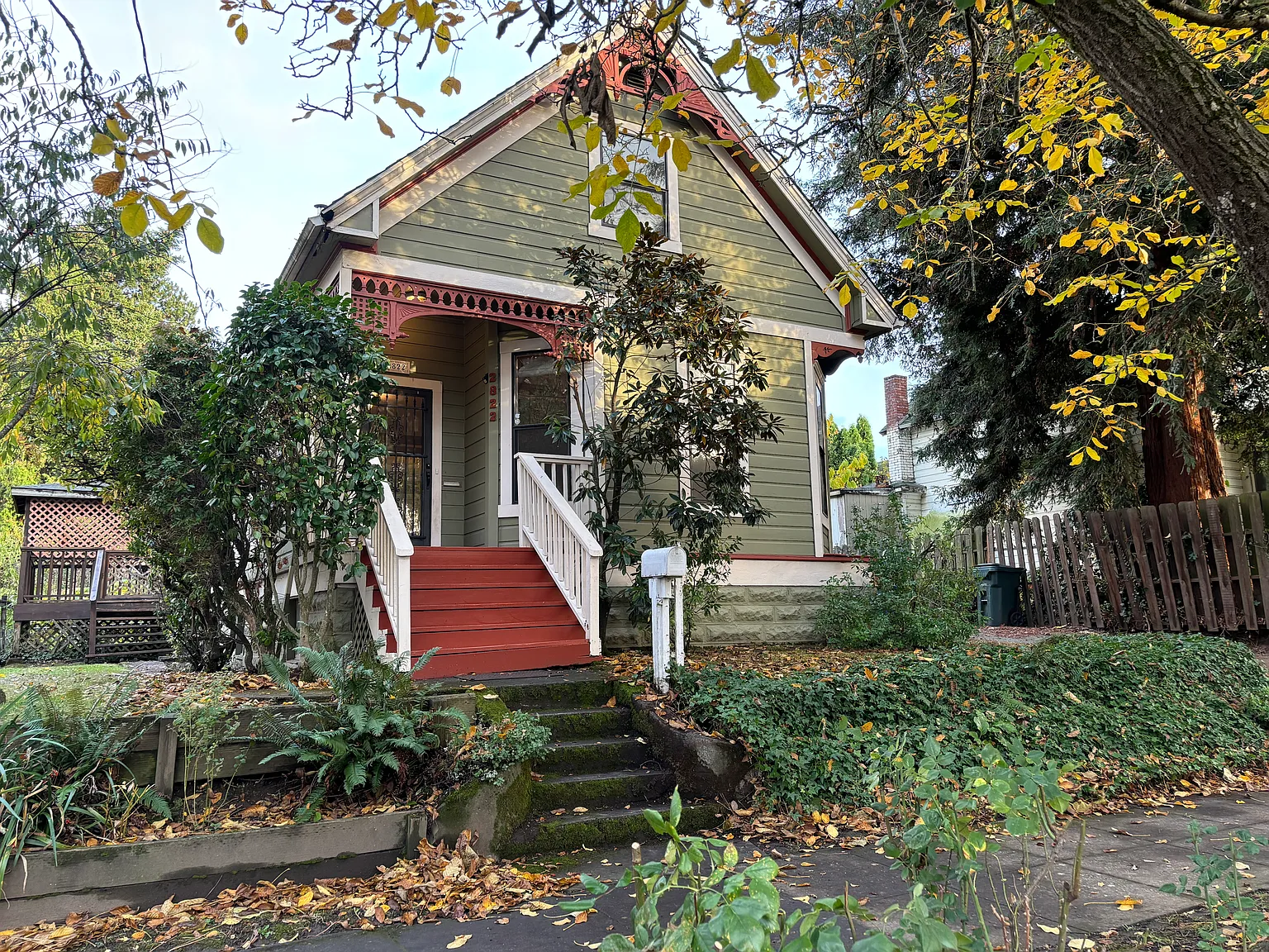 2822 SE 19th Ave photo 1
