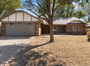 2004 Basking Ridge Trl, Edmond, OK 73013