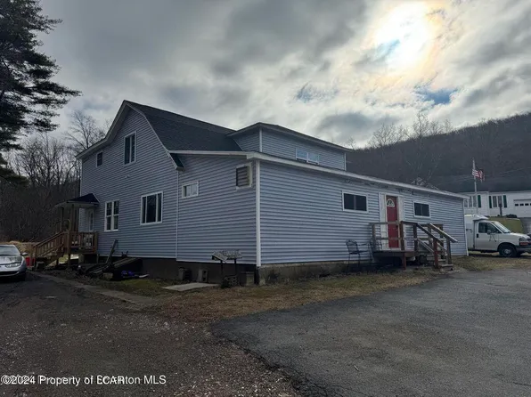 16 Main Rd, Glen Lyon, PA 18617