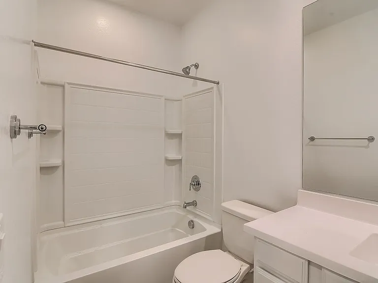 16894 W Evergreen Rd — Photo 15