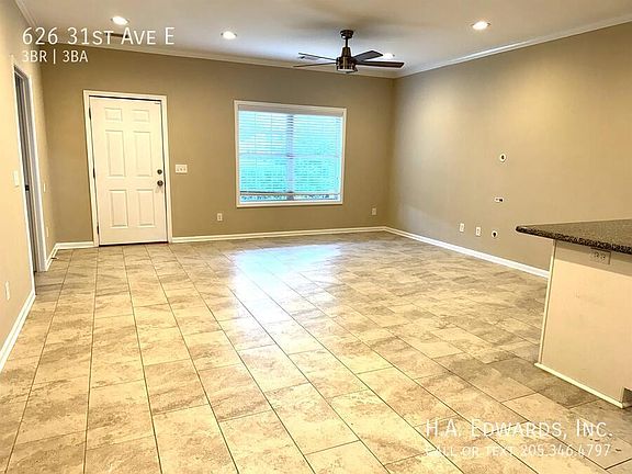 2nd image of 626 31st Ave E