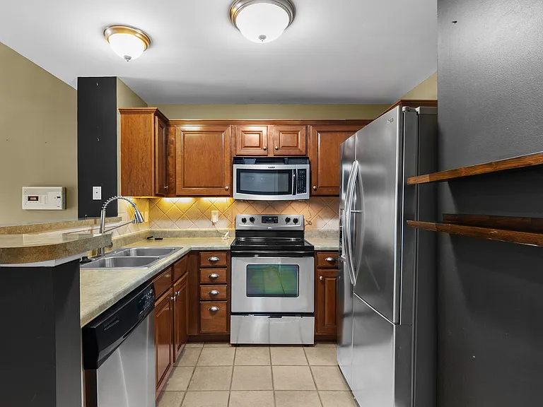 603 Country Village Dr — Photo 9