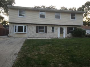 191 Seabury Rd, Bolingbrook, IL 60440