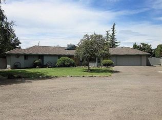 5247 Dobrot Way, Central Pt, OR 97502