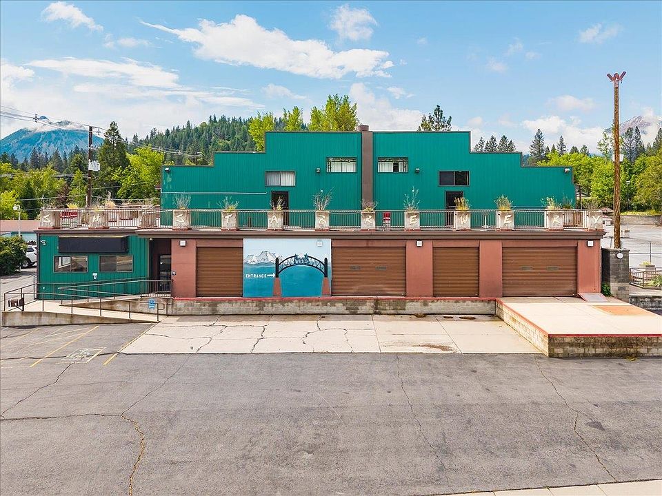 1st image of 360 College Ave