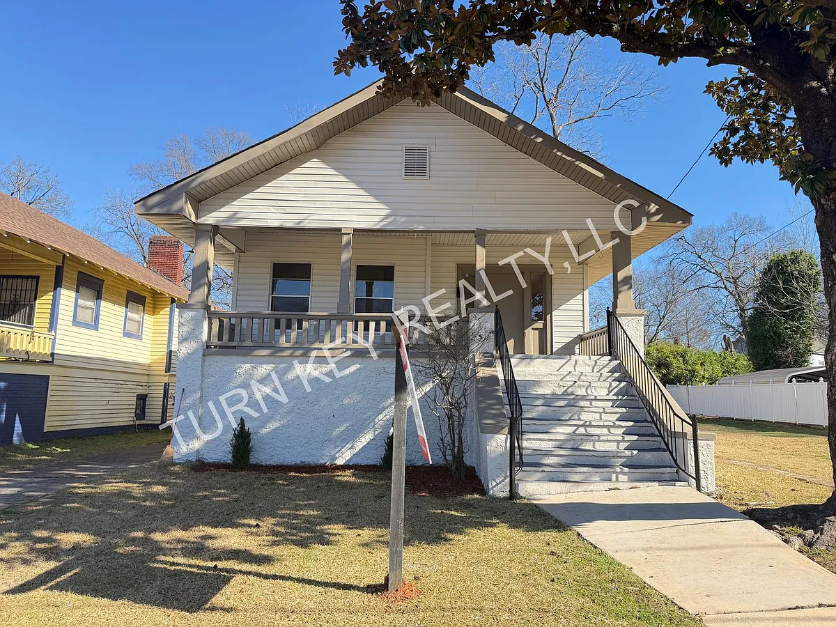 Building Photo - 219 47th Pl N