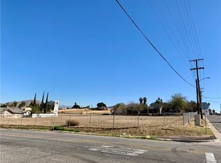 1684 N Orange St, Riverside, CA 92501