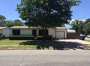 713 Harrison Ln, Hurst, TX 76053