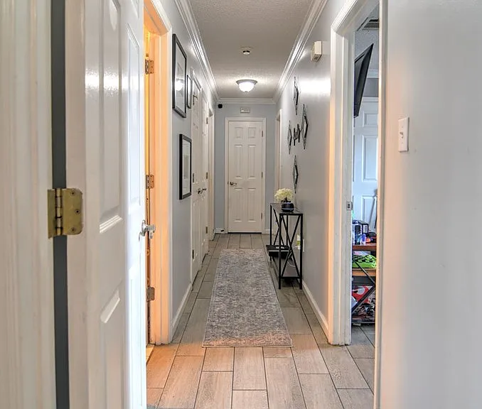 4120 Clay Dr — Photo 14