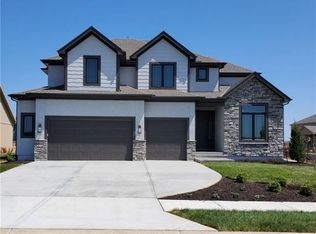 16947 S Elmridge St, Olathe, KS 66062
