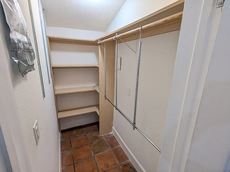 169 N Wetherly Dr — Photo 24