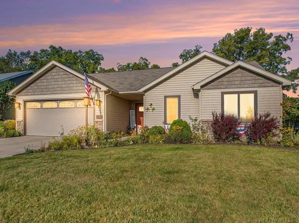 2093 Laurelwood Dr, Warsaw, IN 46580