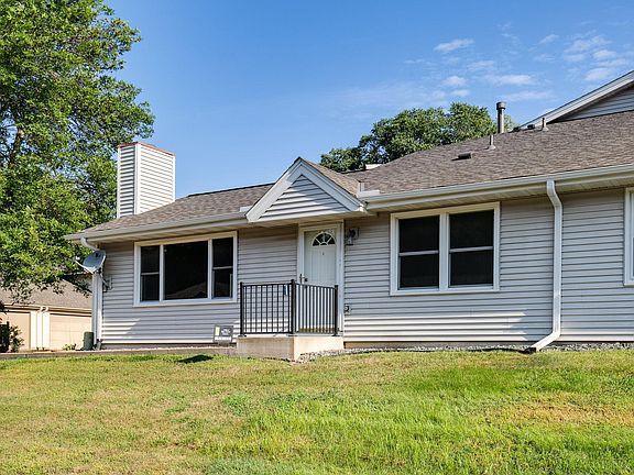 2nd image of 6746 Gretchen Ct N