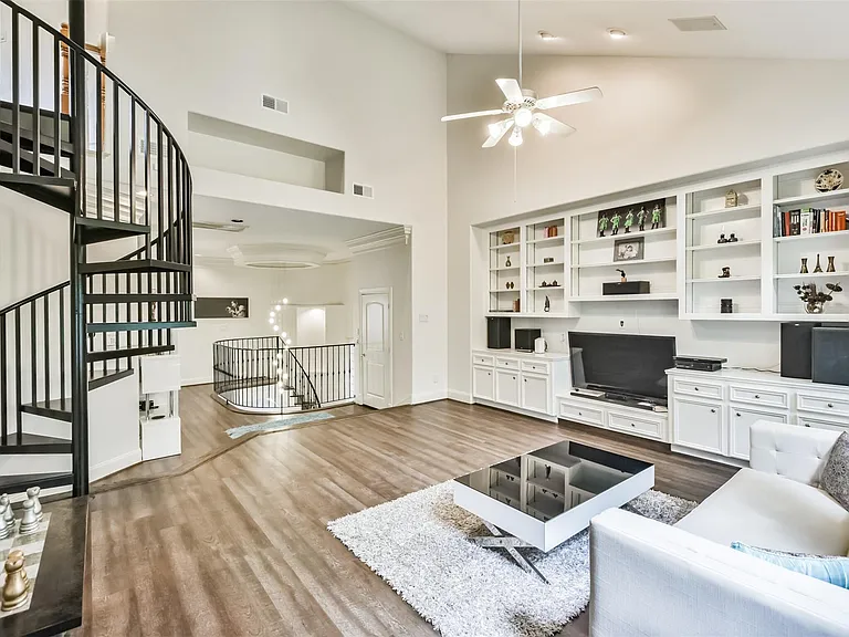 4736 Post Oak Timber Dr #5 — Photo 32