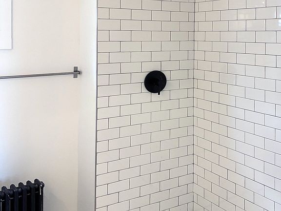 Tiled walk-in shower, newly renovated