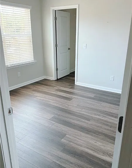 604 Majestic Dr — Photo 35