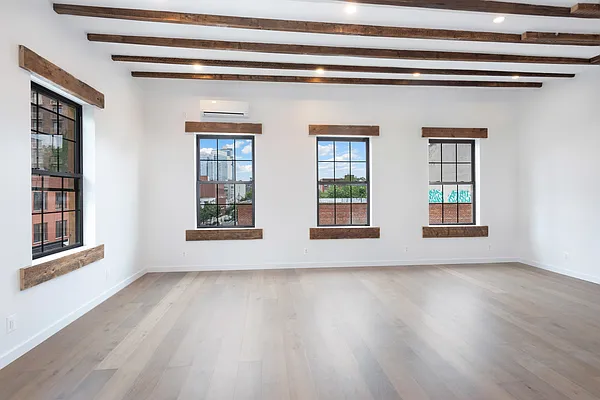 Rented by Michal Kuras, LREB | media 15