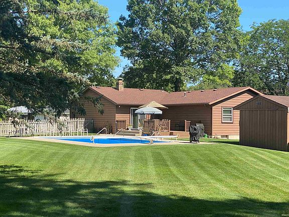 5th image of 1806 Barclay Dr