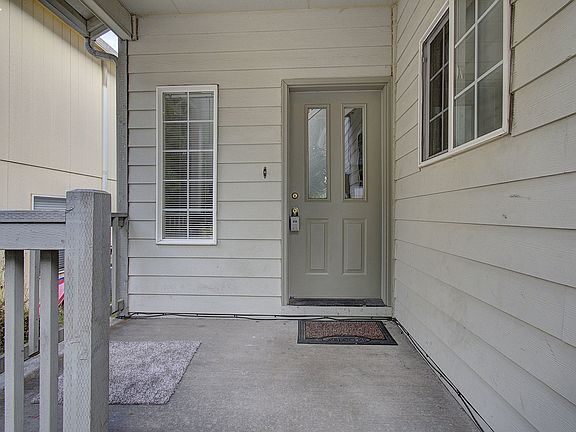 3rd image of 9717 NE 19th Ave