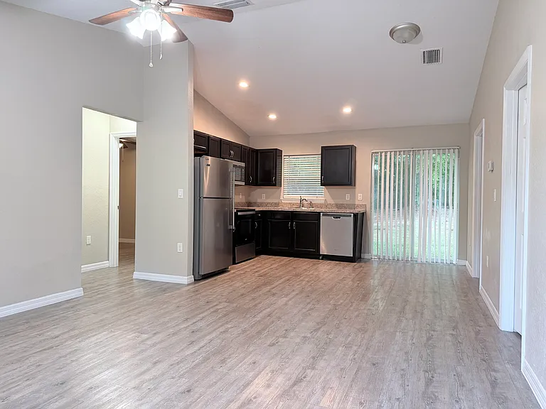 14445 SW 22nd Pl — Photo 2