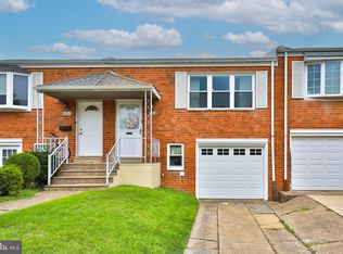 12108 Academy Rd, Philadelphia, PA 19154