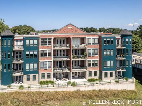 80 Washington St #10, Manistee, MI 49660