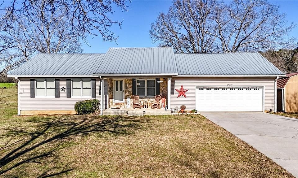 1st image of 180 Foster Lusk Rd SE