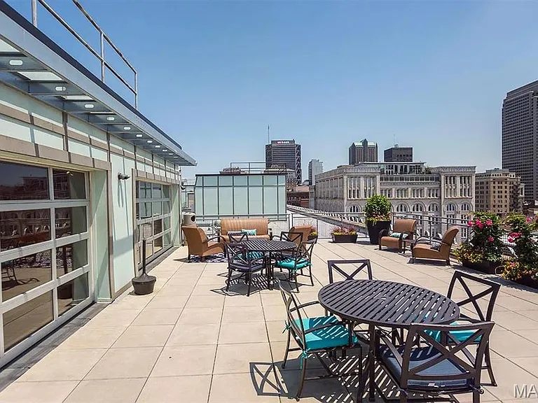 1209 Washington Ave #302 — Photo 7