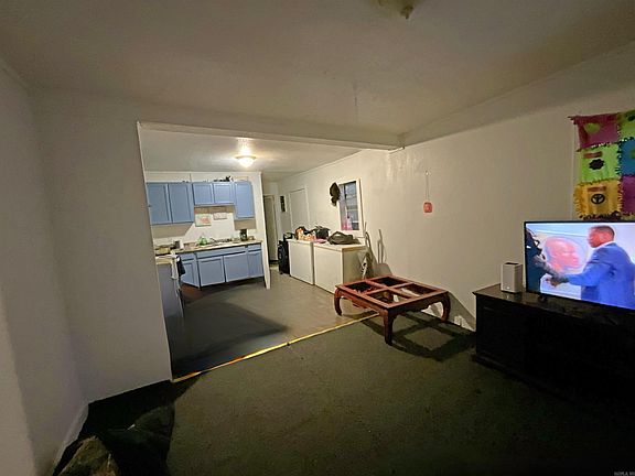 2nd image of 2215 E 11th St
