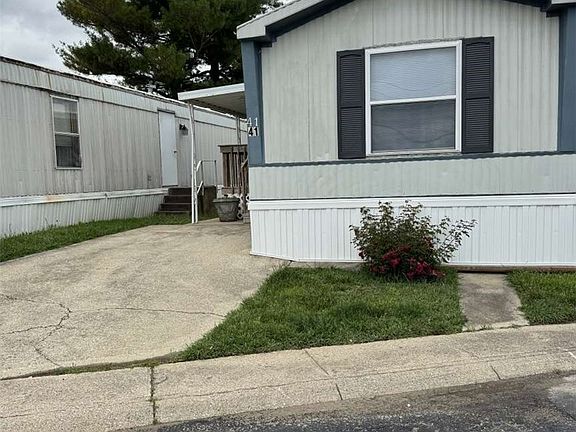 2nd image of 250 S Nelson Ave Lot 41