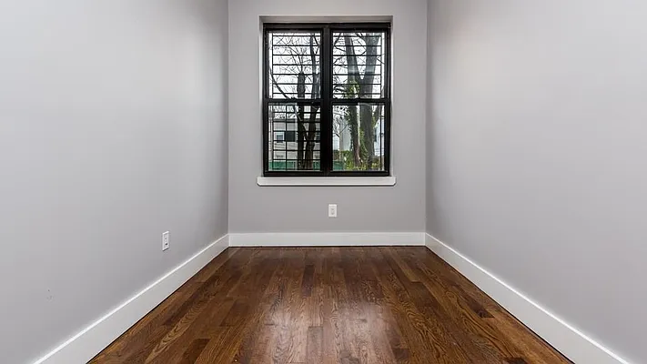 Rented by Nooklyn NYC LLC | media 18