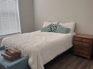 572 Yellow Fox Rd, Greer, SC 29650