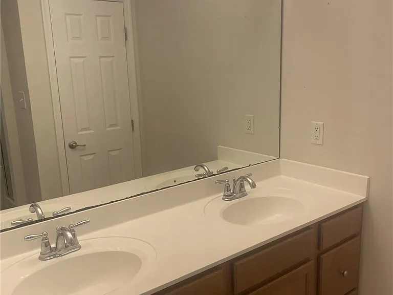 3434 Westham Ln — Photo 14