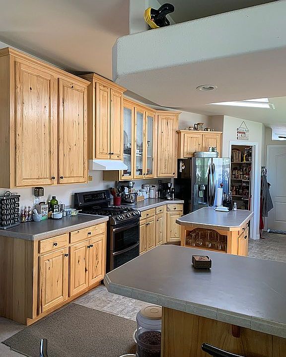 huge kitchen new appliances