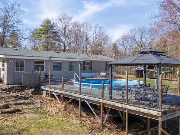 276 Violet Lane, Waldoboro, ME 04572
