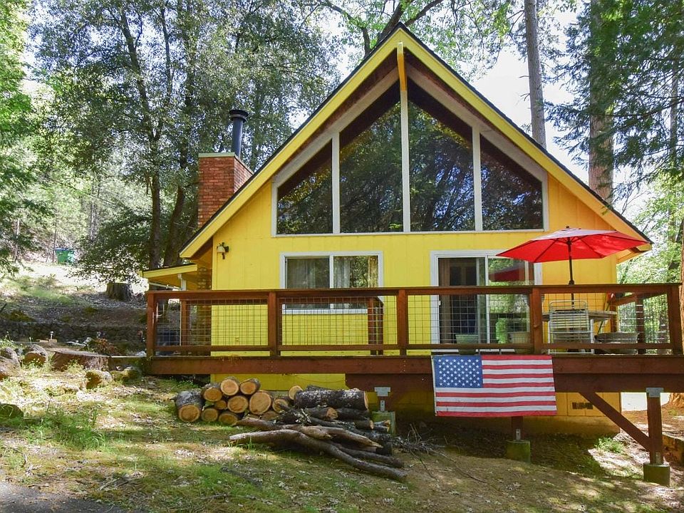 1st image of 22128 Feather River Dr