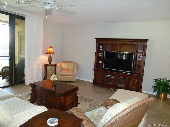 4th image of 3901 SE Saint Lucie Blvd #E-37