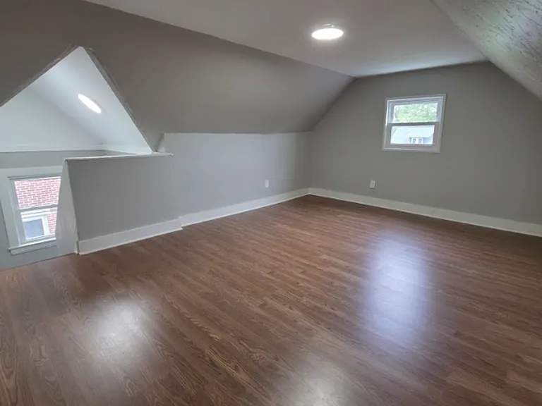 1035 Elbon Rd — Photo 14