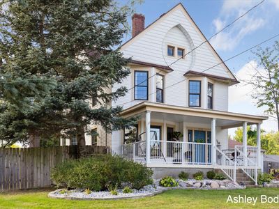 1953 Kinney Ave NW, Grand Rapids, MI, 49534