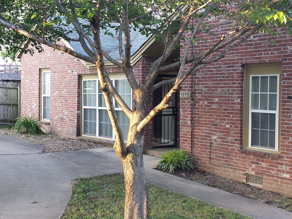 Front Outside, Parking