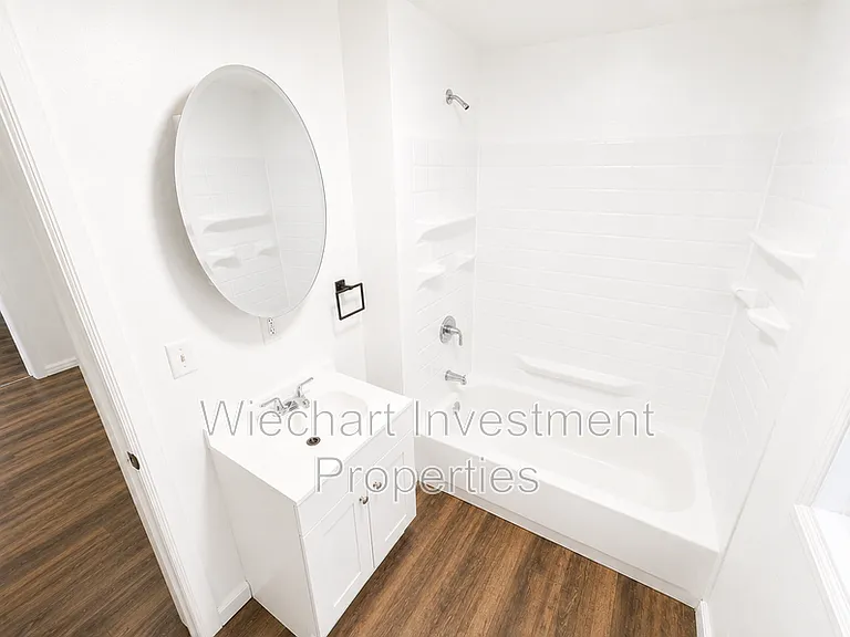 618 W Wayne St — Photo 10