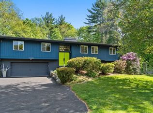 3 Pioneer Cir, Andover, MA 01810